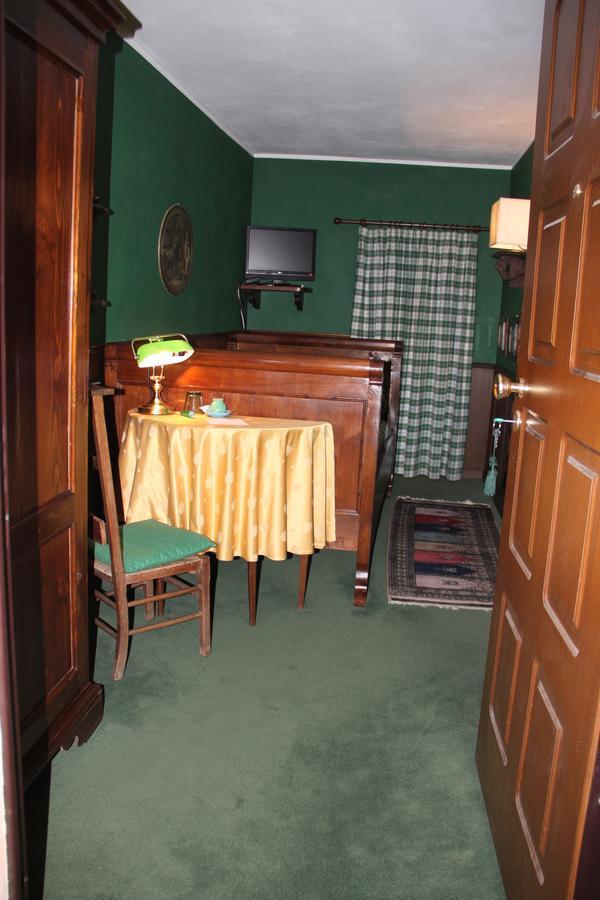 Una Franca Camere Di Charme Biella Exterior foto